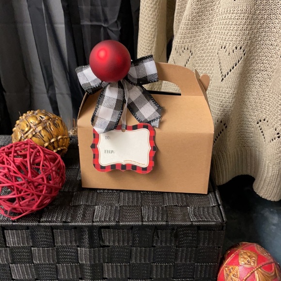Other - Last one 🎄NWT by Marcellas boutique all wrapped up 💕🛍